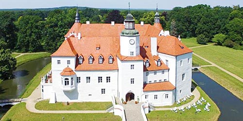  discover moated palace accommodation brandebourg price furstlich drehna castle hotel spreewald forest