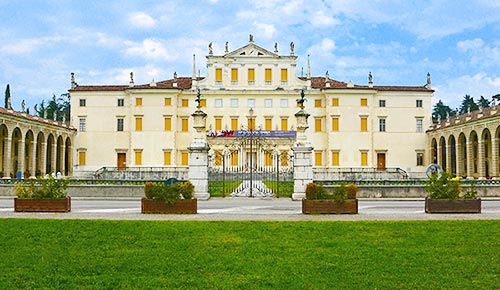  tourist info sleep castle hotel north italy price italian mansion hotels
